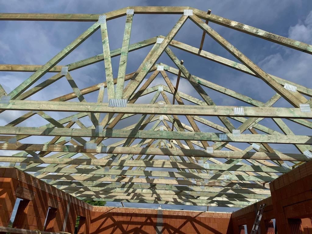 Szeglemezes tetőszerkezet